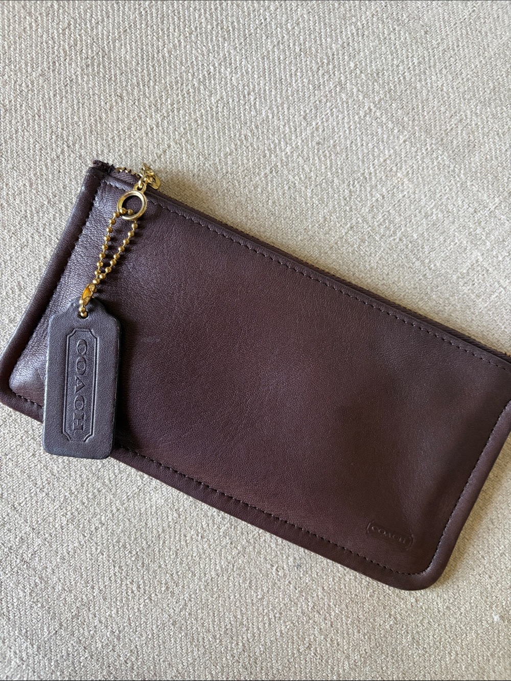 Coach Vintage Dark Brown Leather "Skinny Case" (Style 7170) - Picture 7 of 10